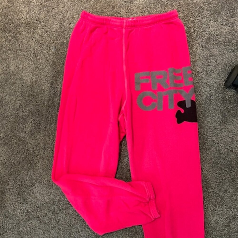 Free City - Hot Pink Sweatpants - Size XS